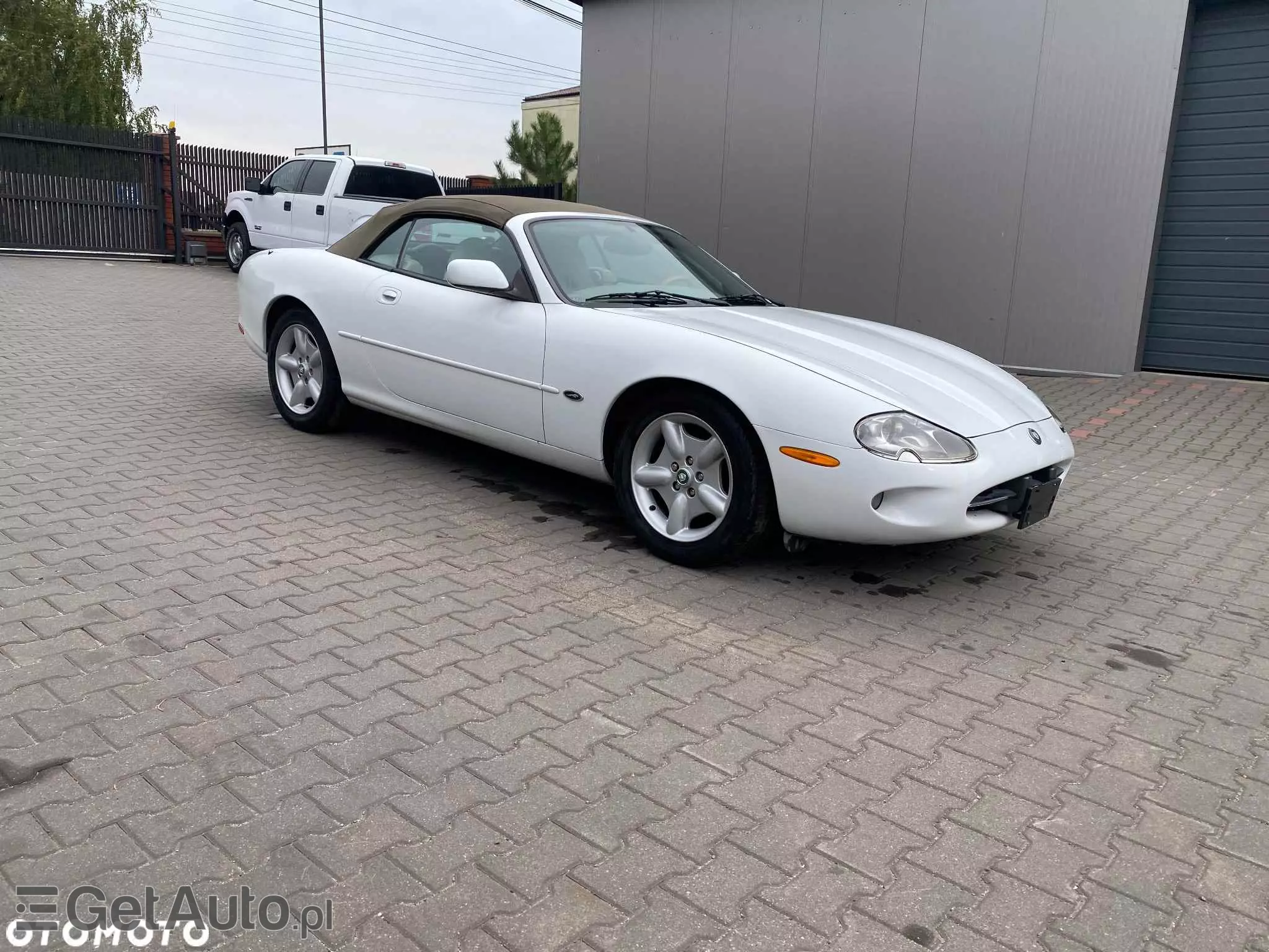 JAGUAR XK8 4.0 