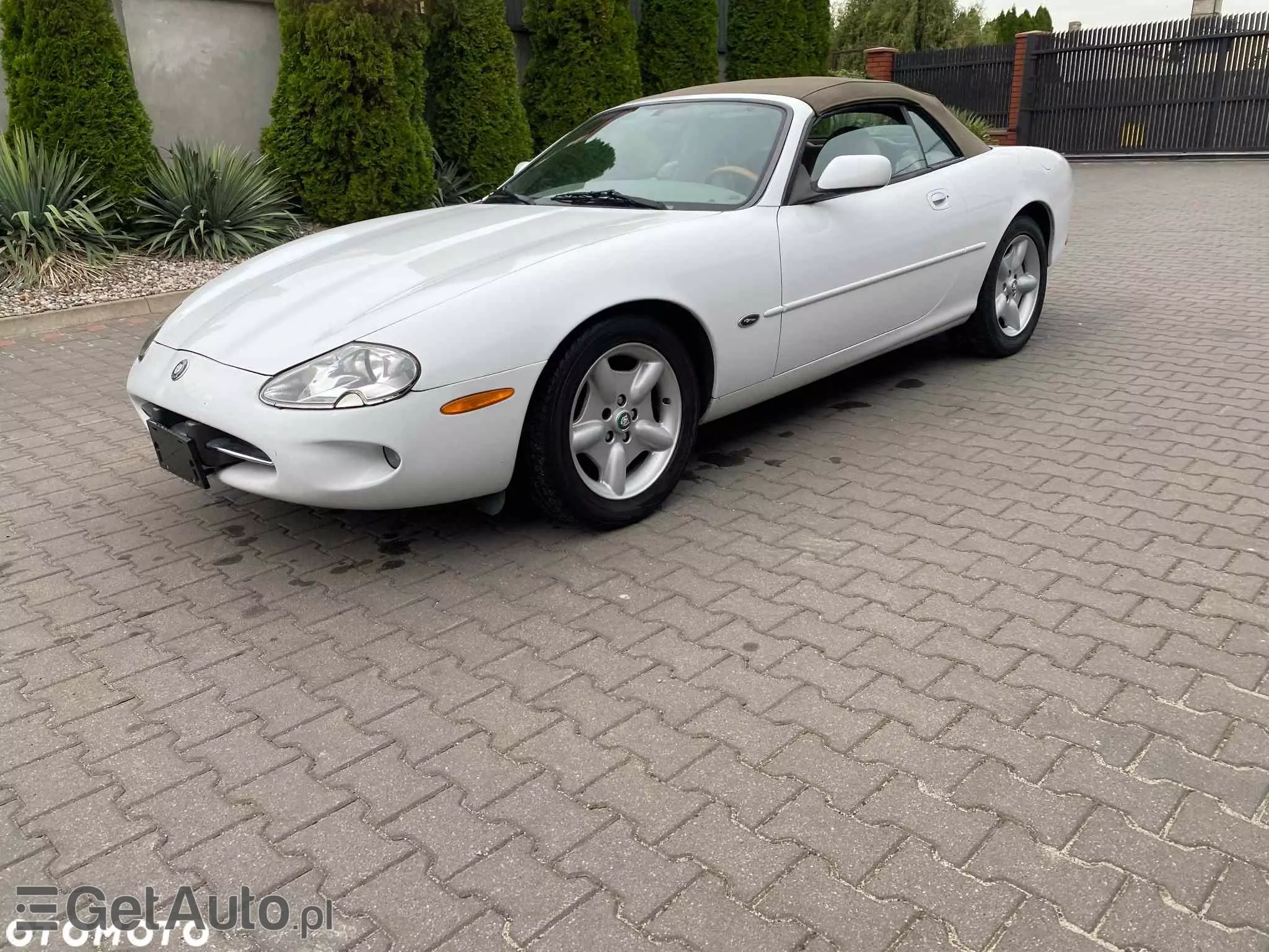 JAGUAR XK8 4.0 