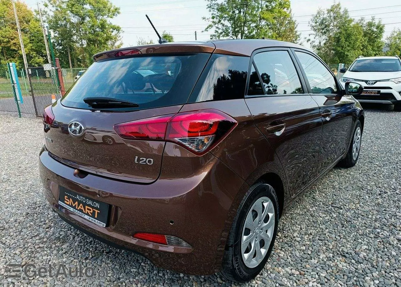 HYUNDAI I20 