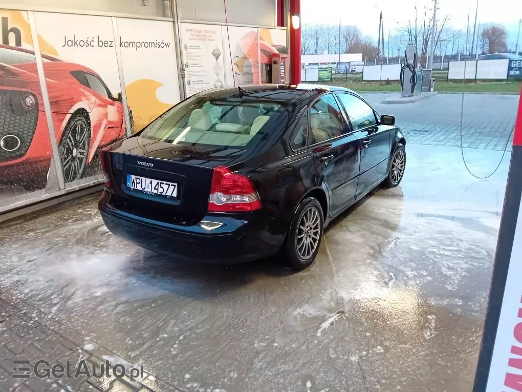 VOLVO S40 