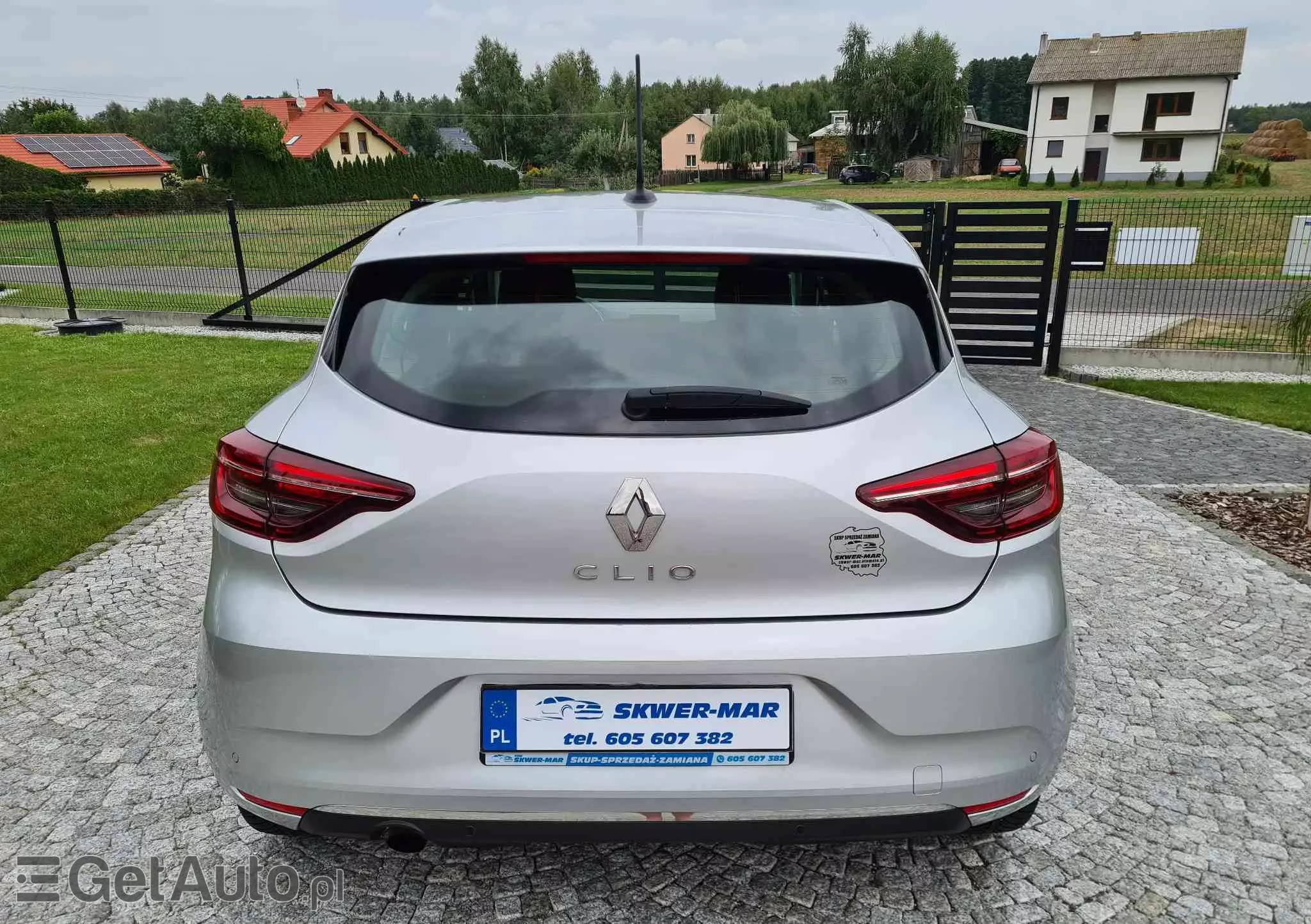 RENAULT Clio 1.0 TCe Zen