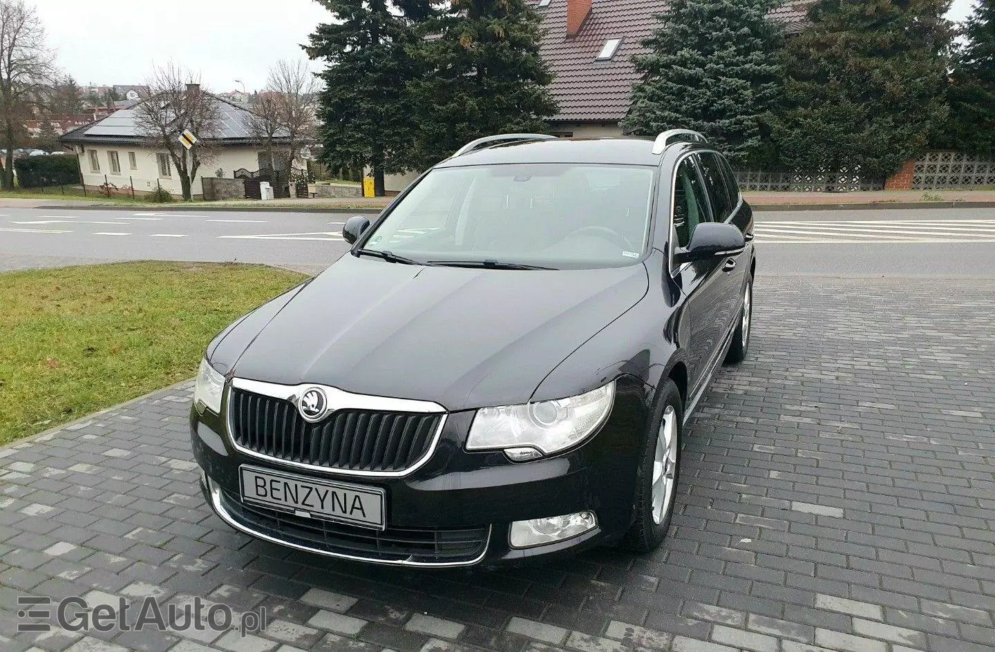 SKODA Superb 