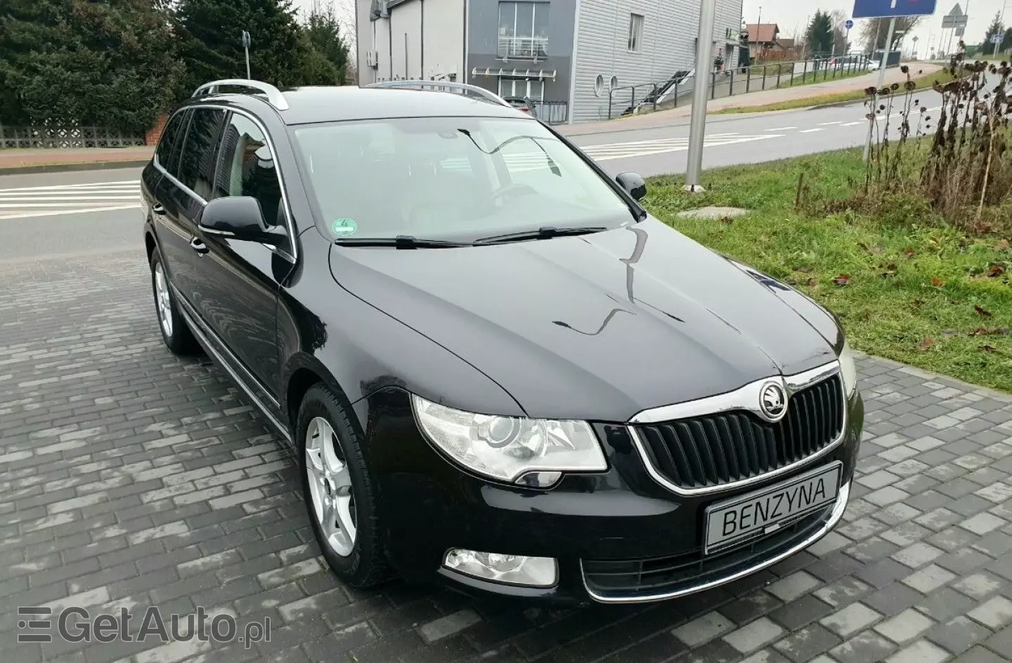 SKODA Superb 