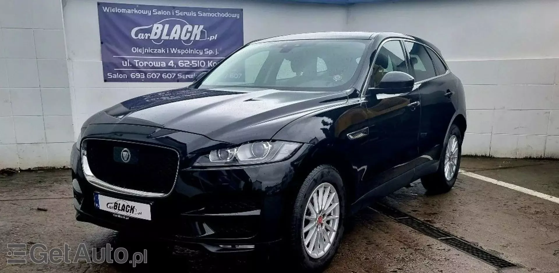 JAGUAR F-Pace 