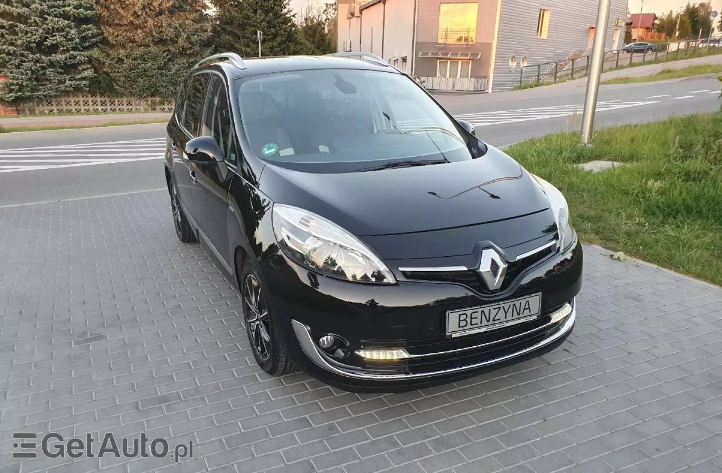 RENAULT Grand Scenic 