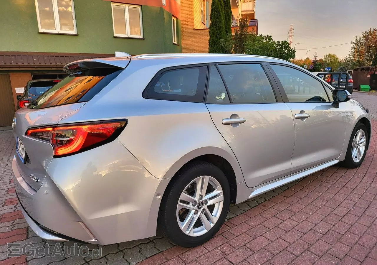 TOYOTA Corolla 1.8 Hybrid Comfort