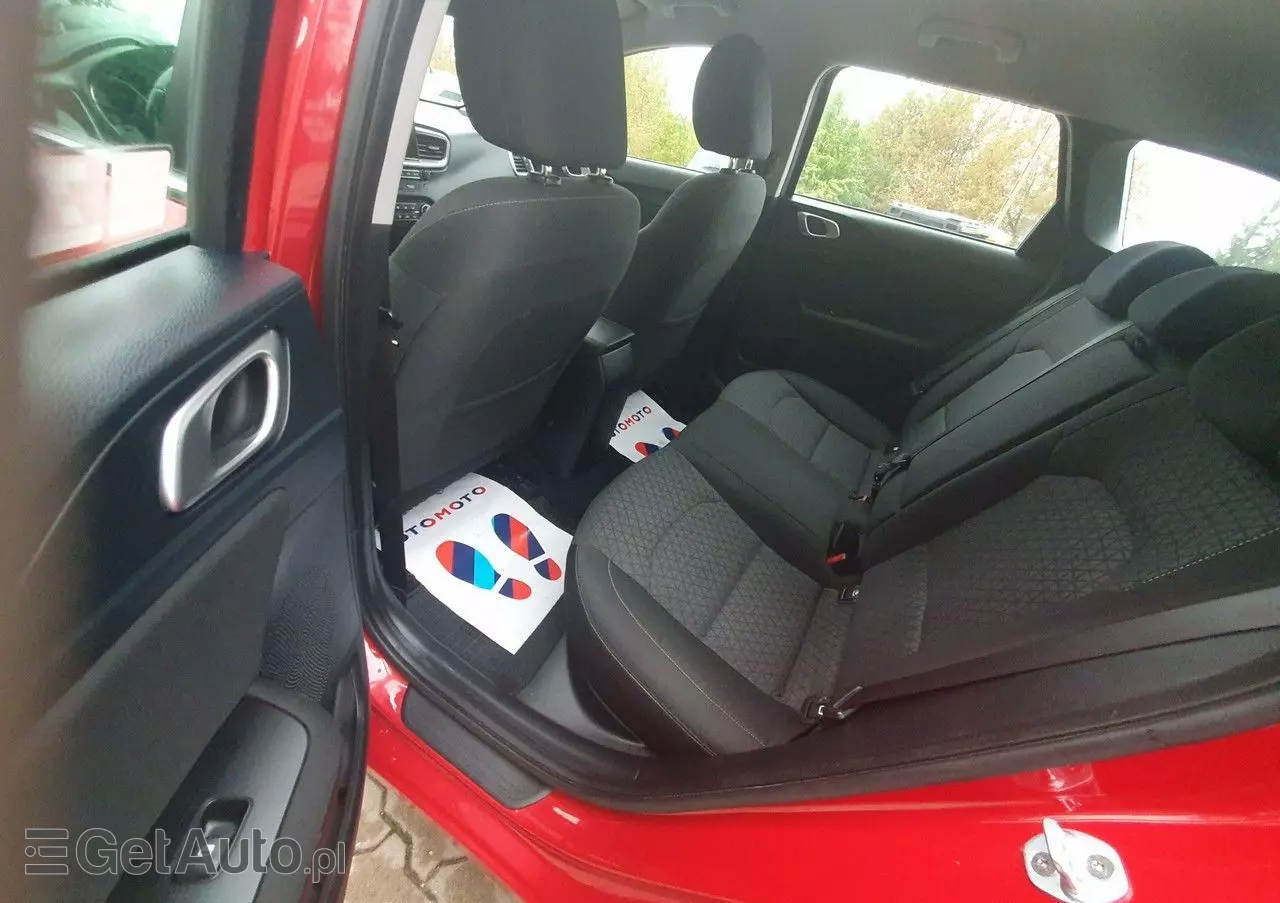 KIA Ceed Cee'd 1.6 CRDi M