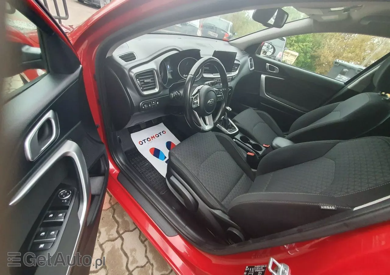 KIA Ceed Cee'd 1.6 CRDi M