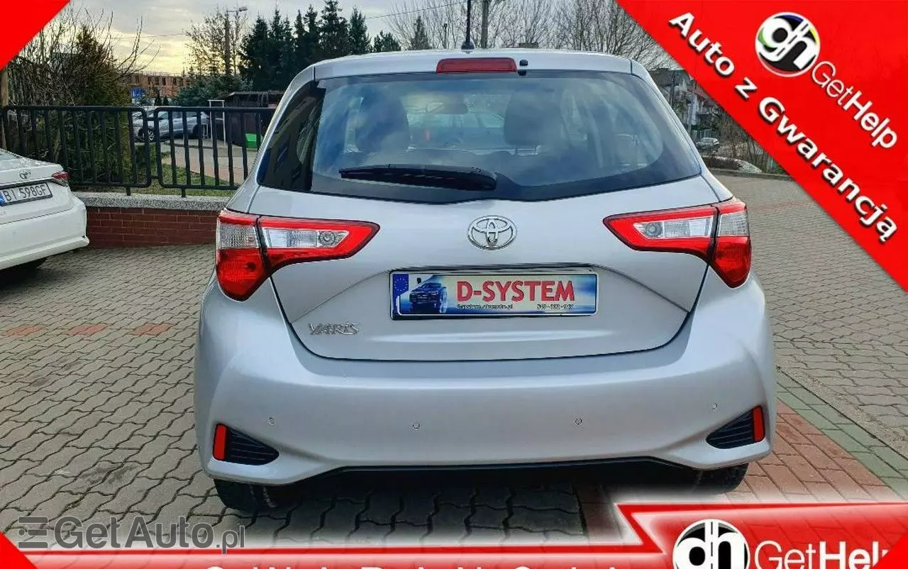 TOYOTA Yaris 