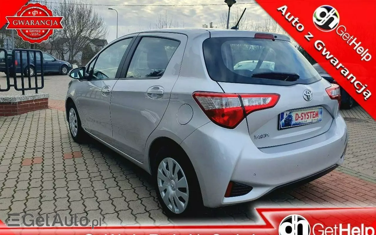 TOYOTA Yaris 