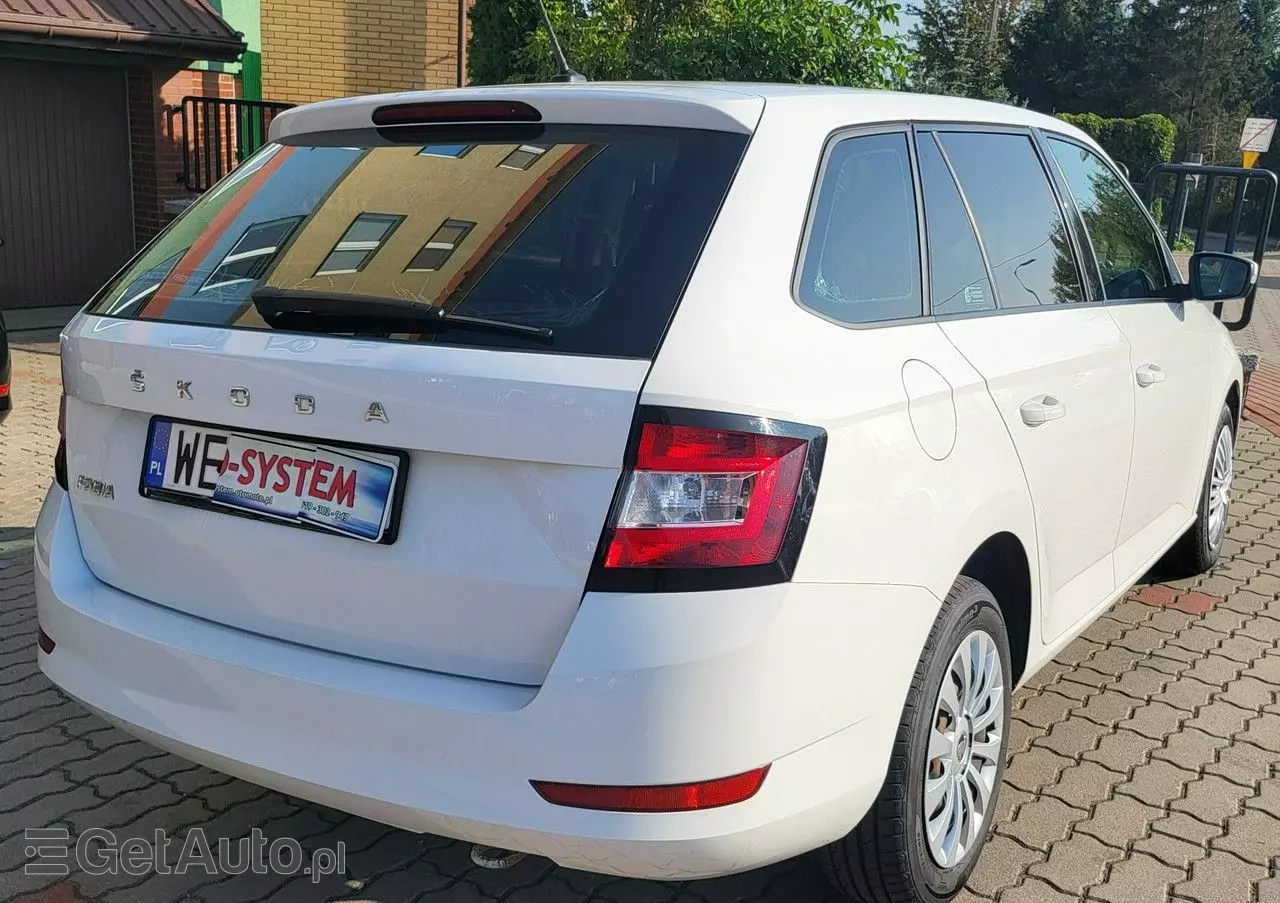 SKODA Fabia 1.0 TSI Ambition