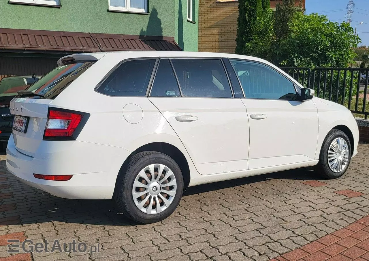 SKODA Fabia 1.0 TSI Ambition