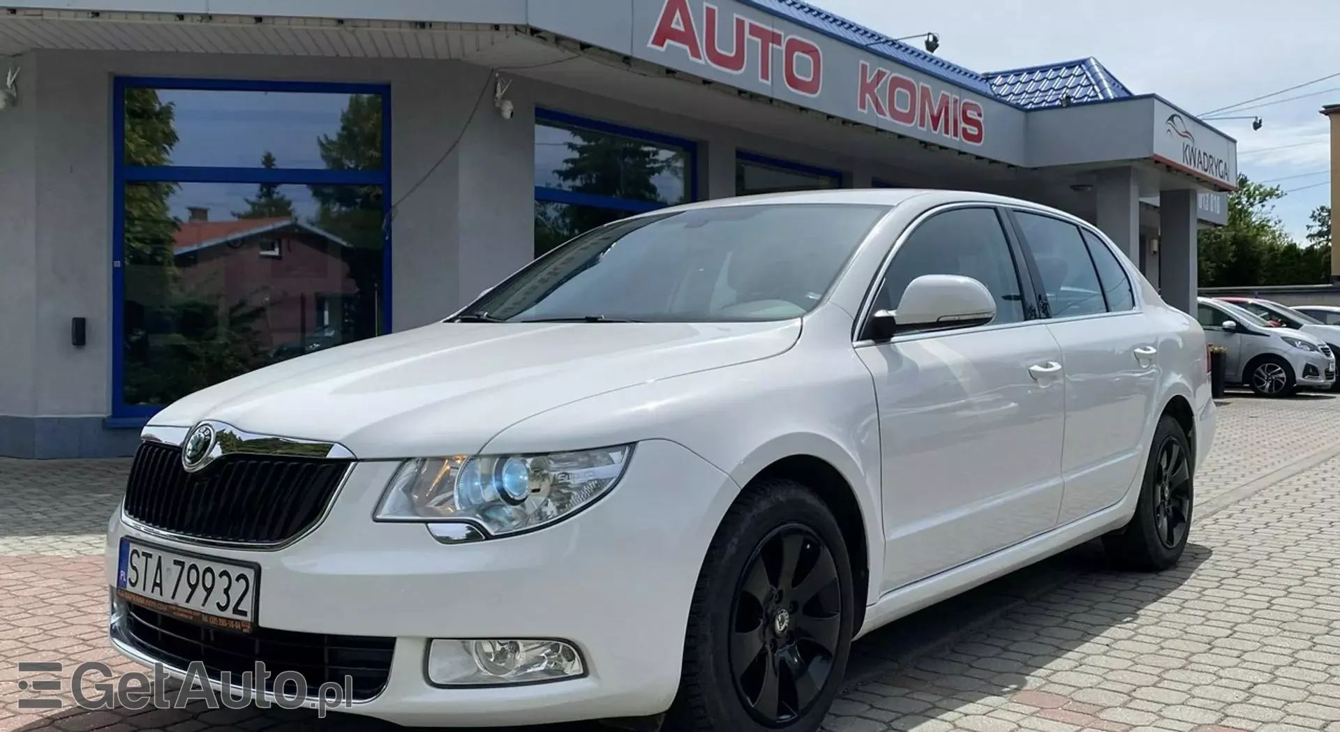 SKODA Superb 