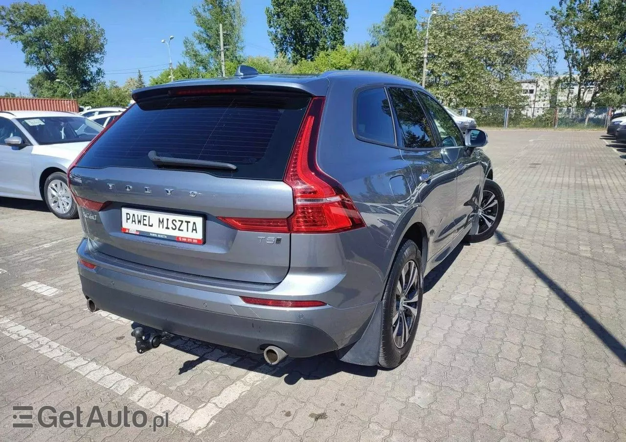 VOLVO XC 60 T5 AWD Geartronic Momentum