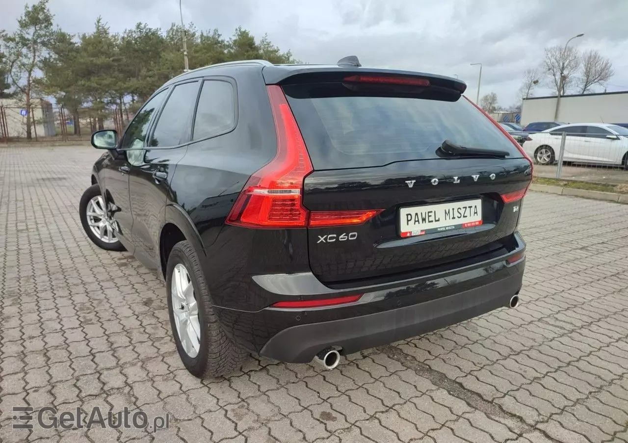 VOLVO XC 60 T4 Momentum