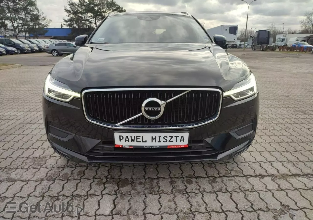 VOLVO XC 60 T4 Momentum