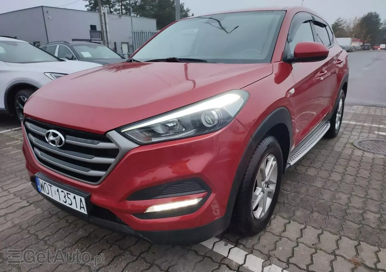 HYUNDAI Tucson 