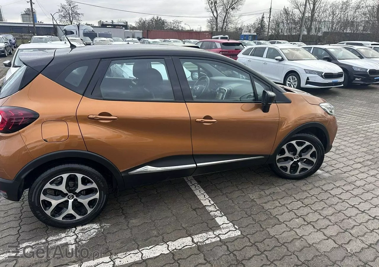 RENAULT Captur 