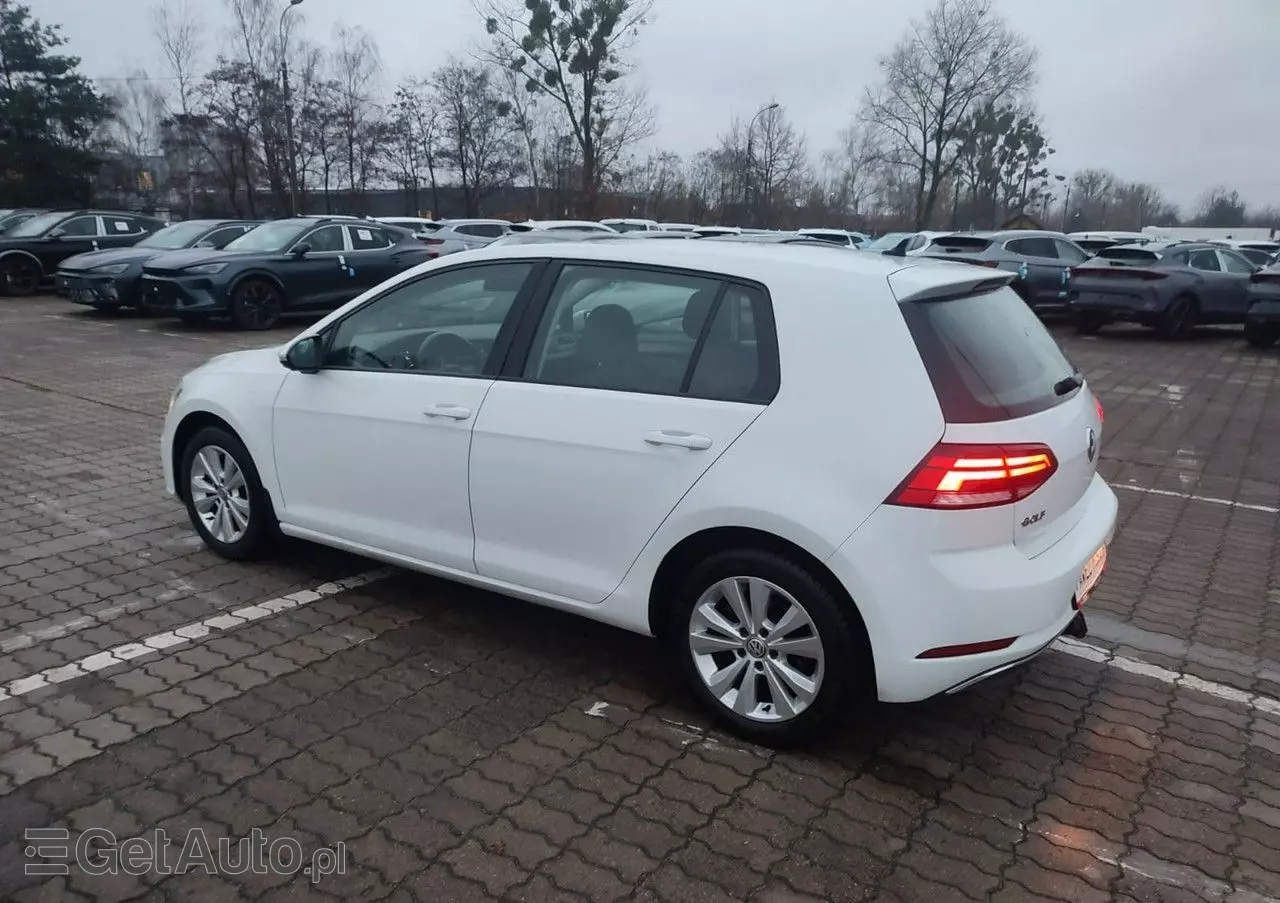 VOLKSWAGEN Golf VII 1.0 TSI BMT Comfortline