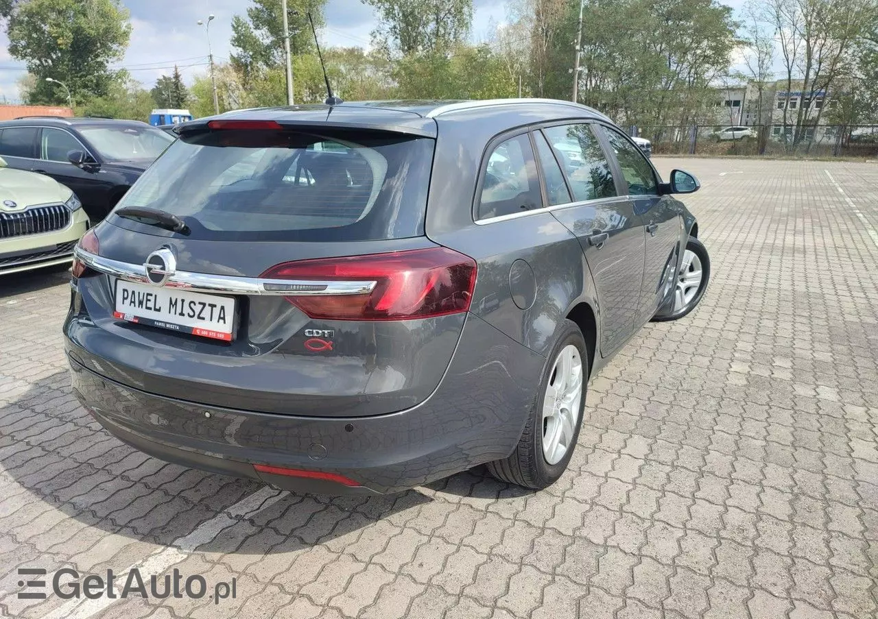 OPEL Insignia 