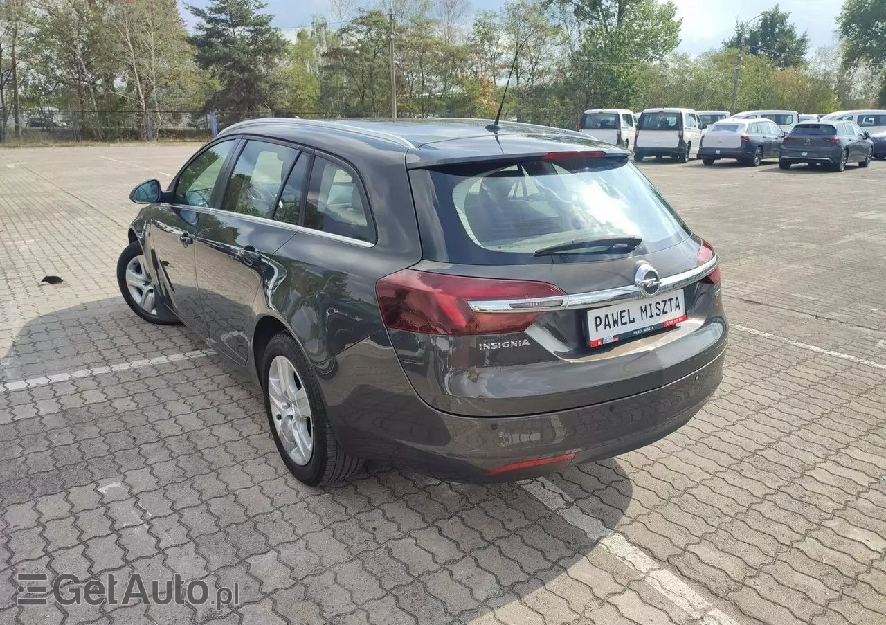 OPEL Insignia 