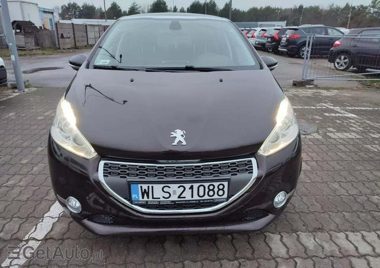 PEUGEOT 208 1.6 VTi Allure