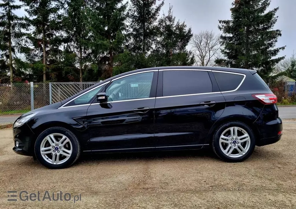 FORD S-Max 2.0 EcoBoost Titanium