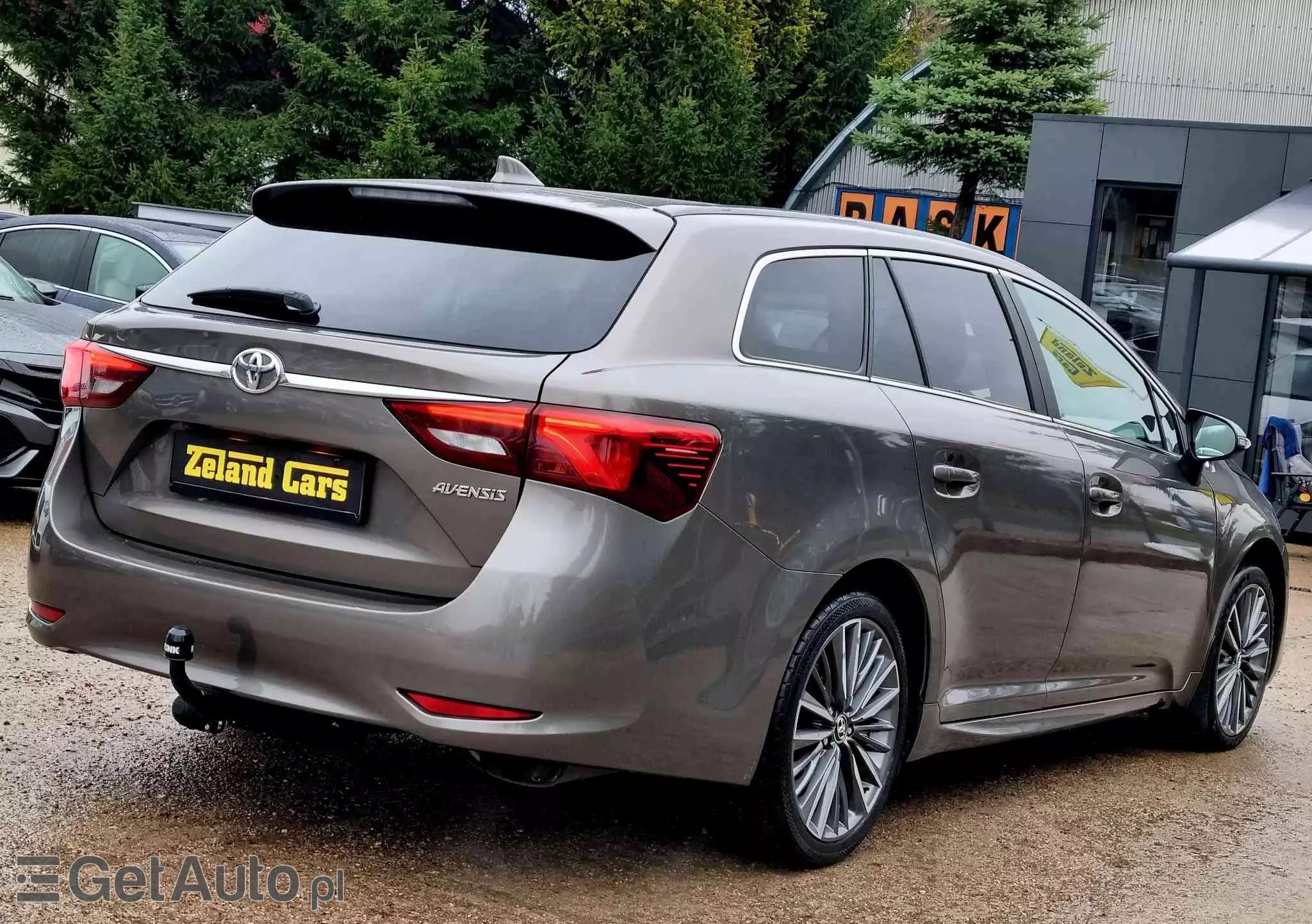 TOYOTA Avensis 1.8 Premium MS