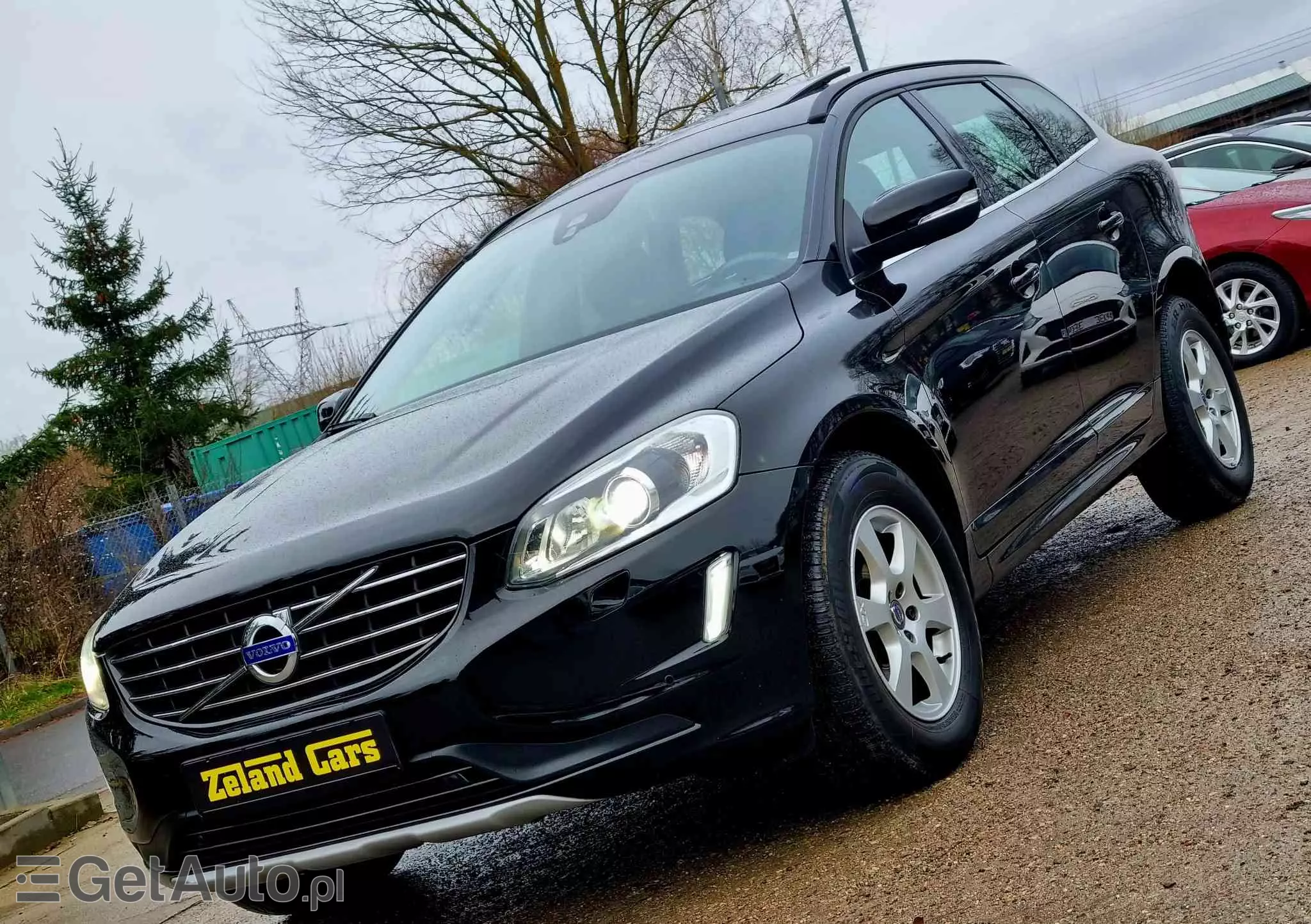 VOLVO XC 60 D4 Drive-E Momentum