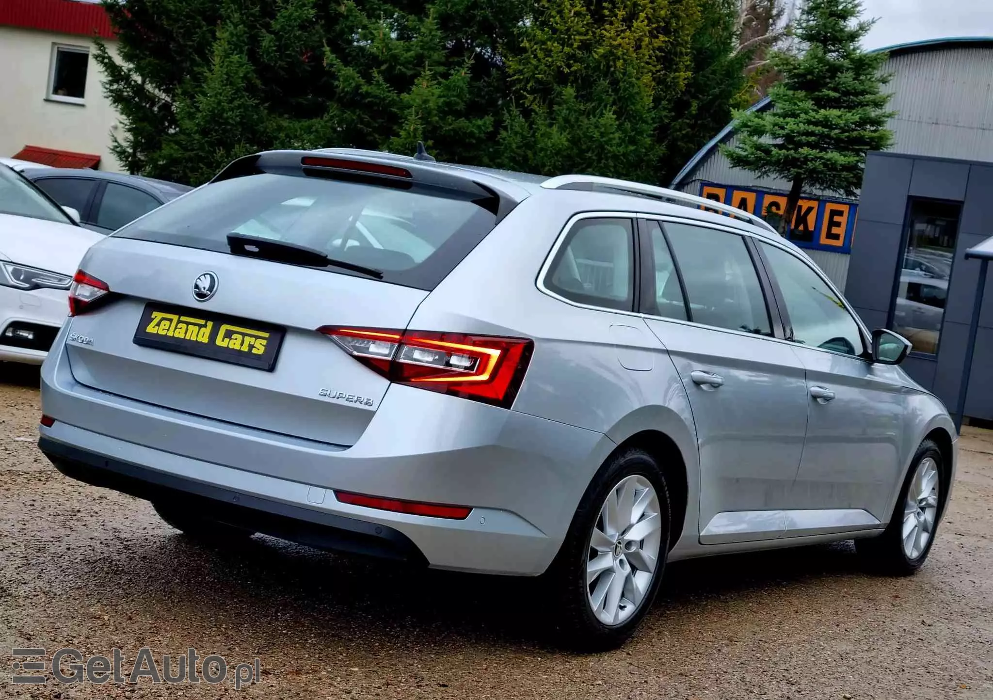 SKODA Superb 2.0 TDI DSG Style