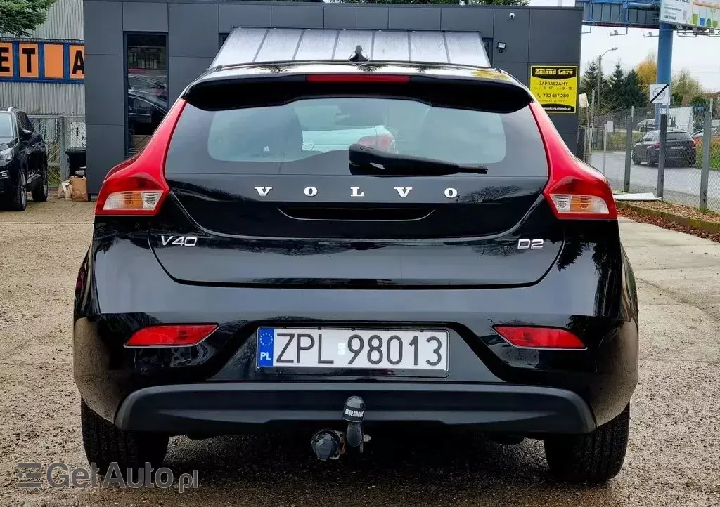 VOLVO V40 D2 Drive-E Momentum