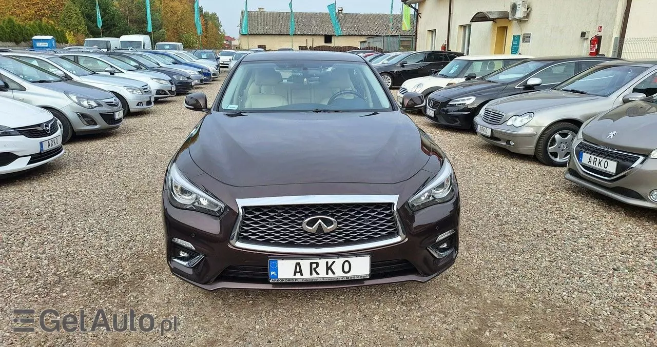 INFINITI Q50 