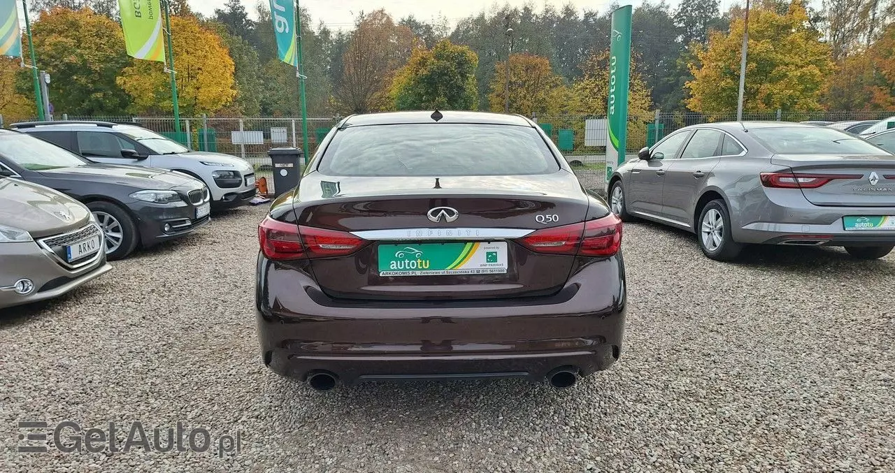 INFINITI Q50 