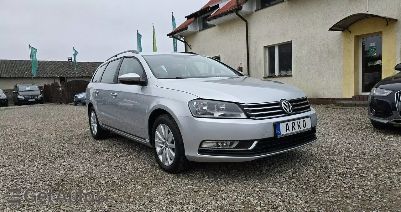 VOLKSWAGEN Passat 1.4 TSI BMT Trendline