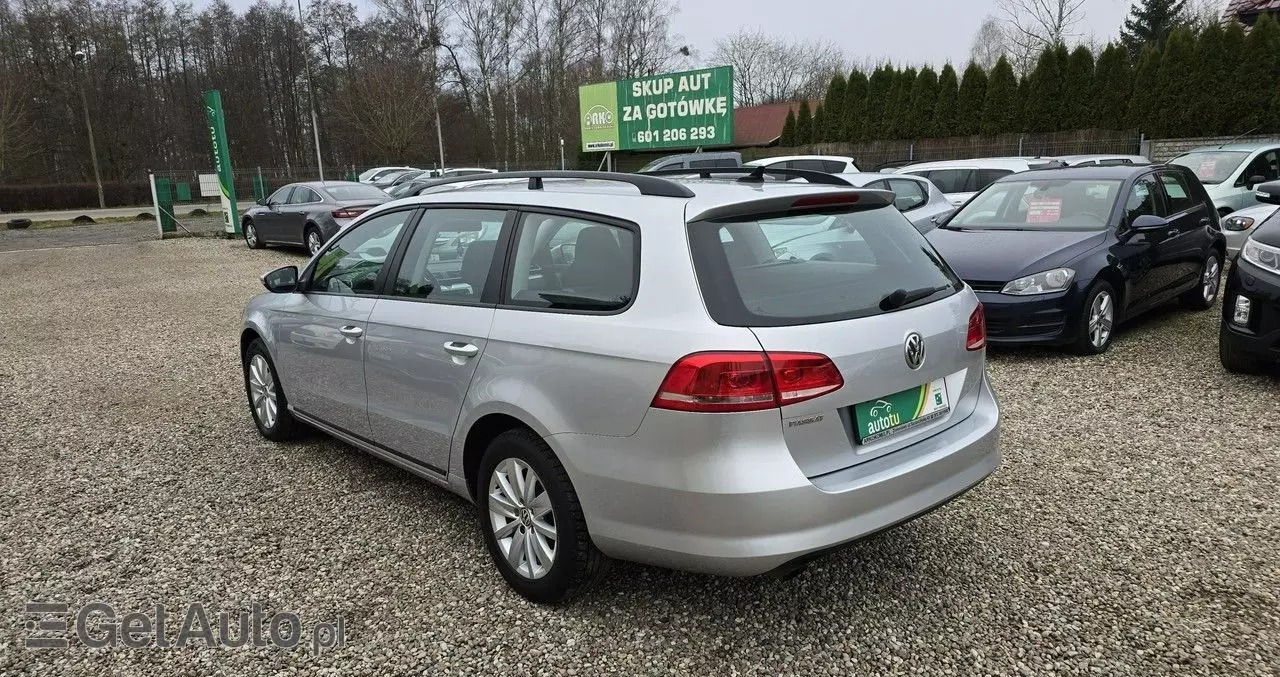 VOLKSWAGEN Passat 1.4 TSI BMT Trendline