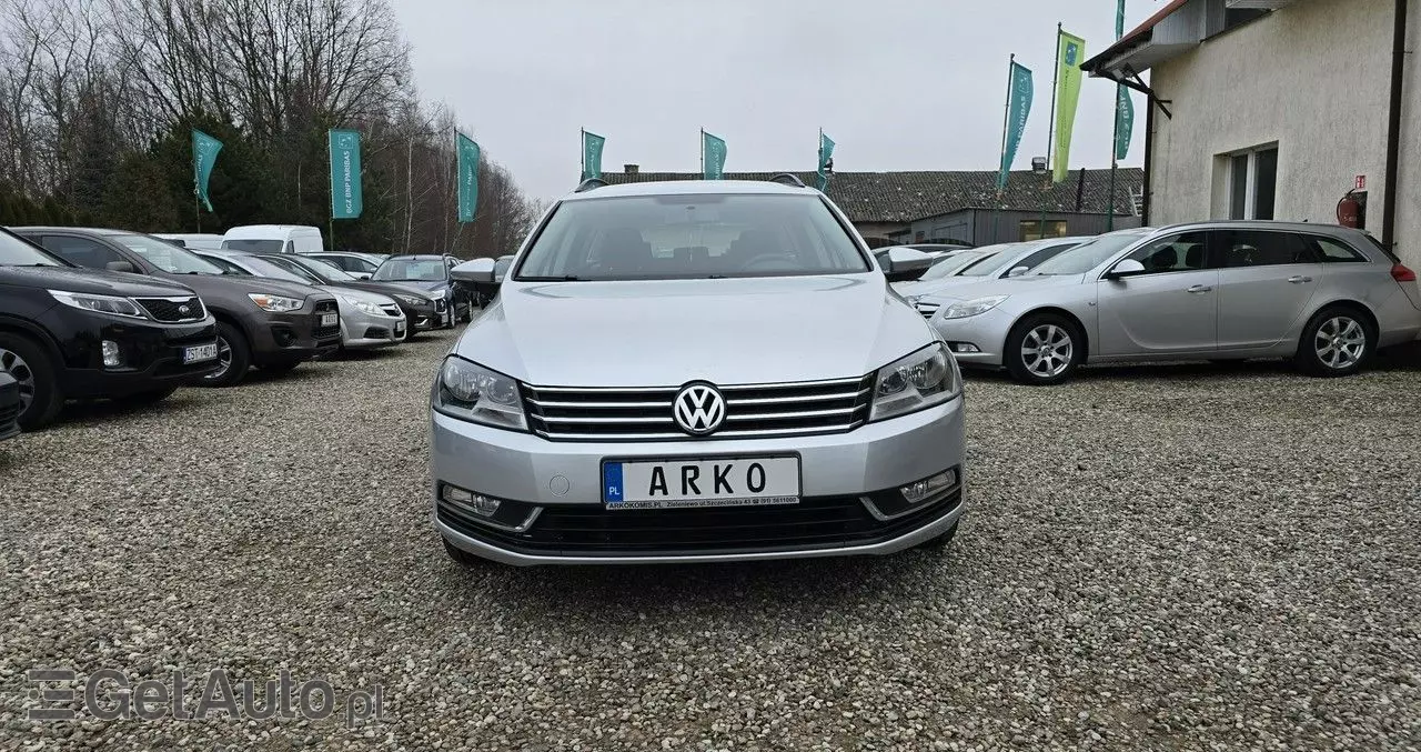 VOLKSWAGEN Passat 1.4 TSI BMT Trendline