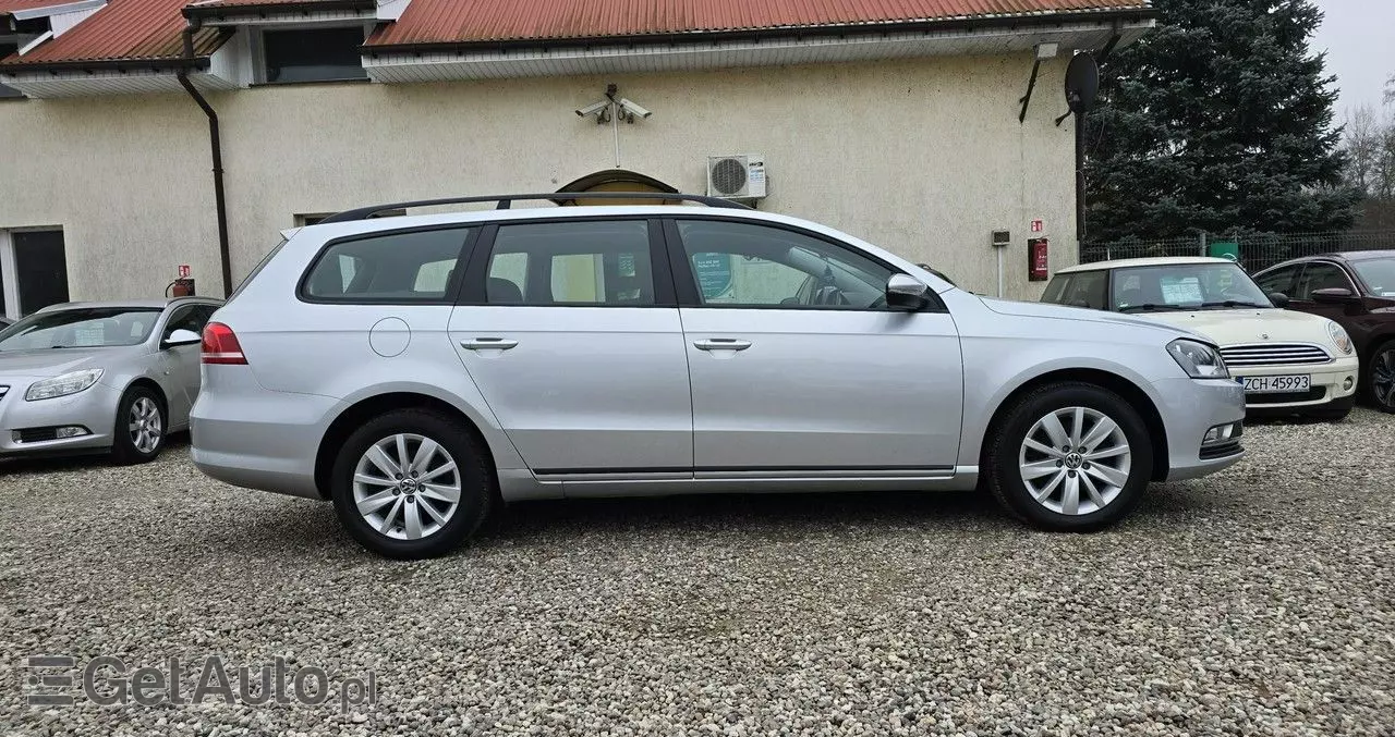 VOLKSWAGEN Passat 1.4 TSI BMT Trendline