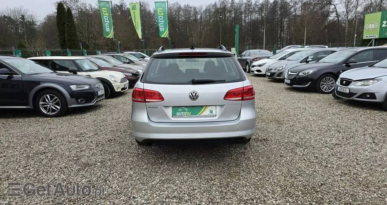 VOLKSWAGEN Passat 1.4 TSI BMT Trendline