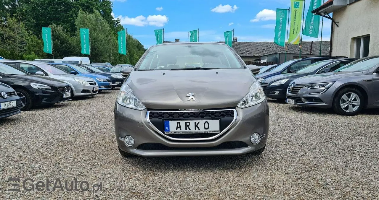 PEUGEOT 208 1.4 VTi Allure