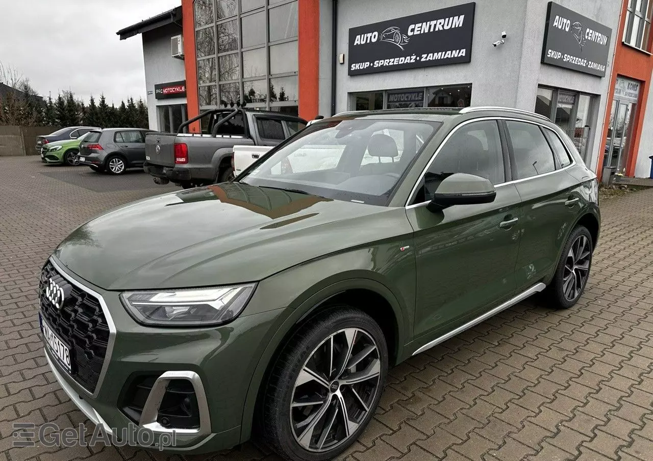 AUDI Q5 