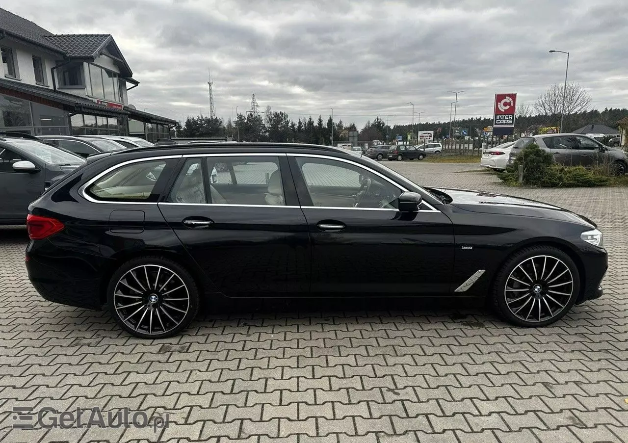 BMW Seria 5 530d Touring Luxury Line