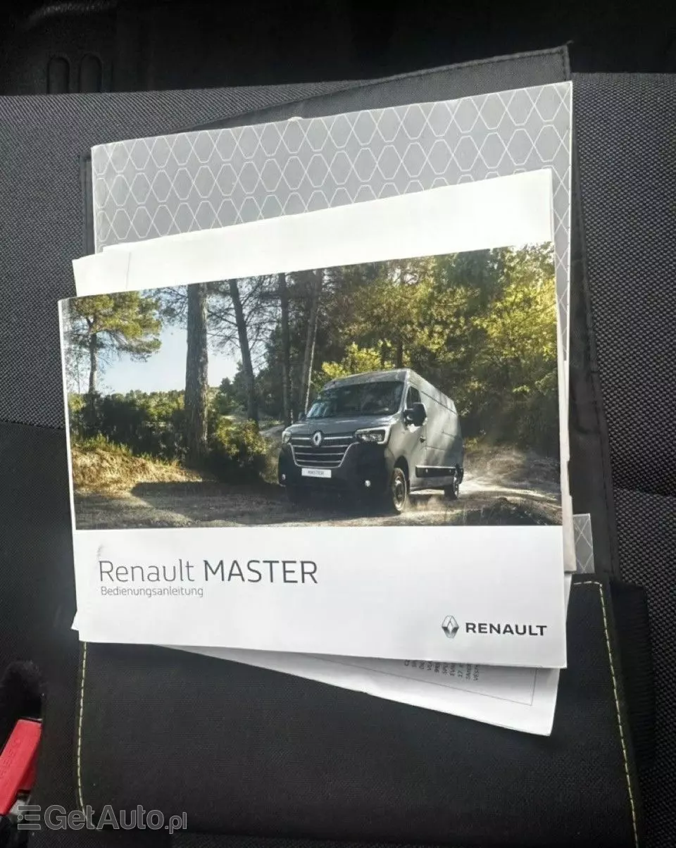 RENAULT Master 