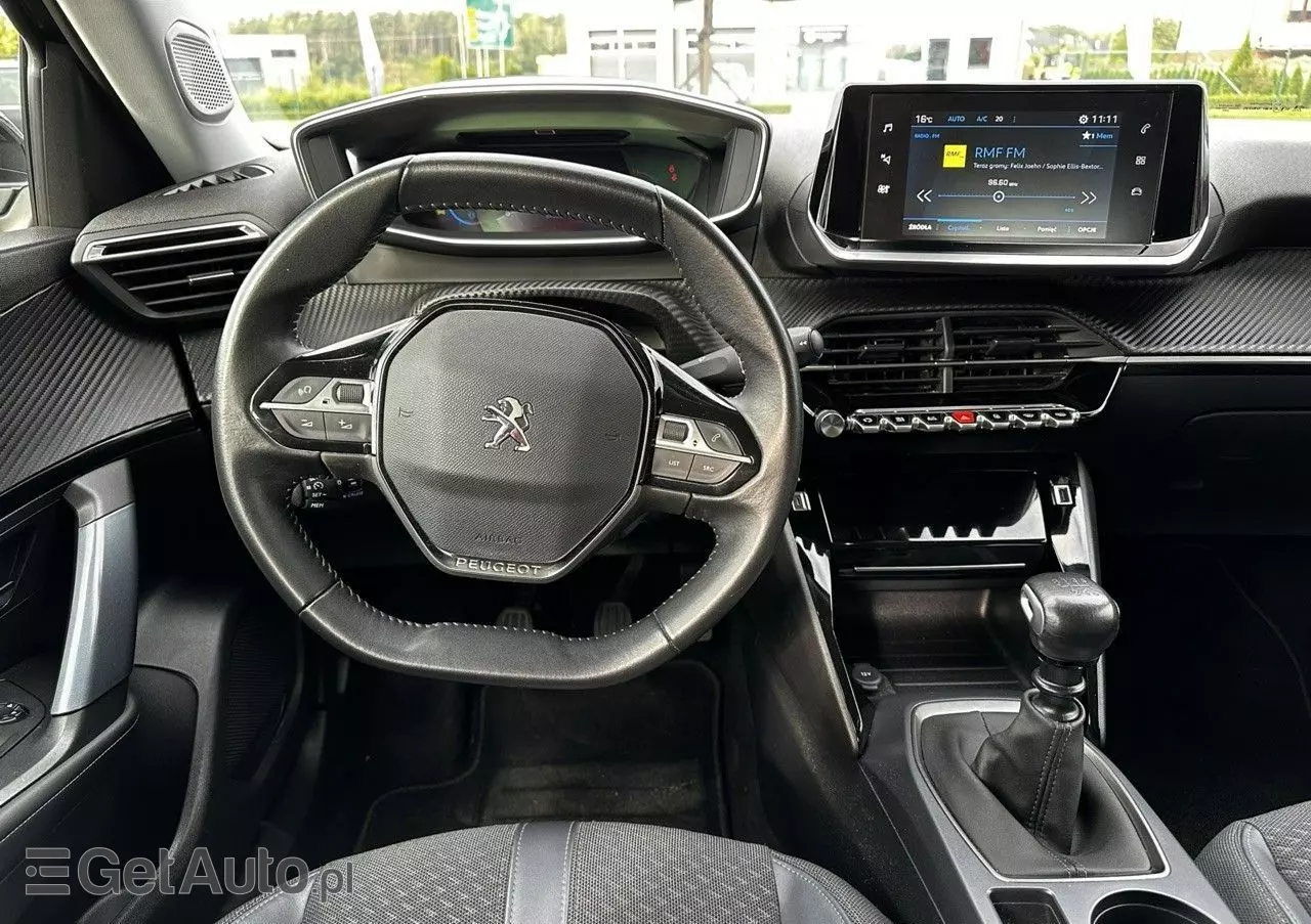 PEUGEOT 2008 1.5 BlueHDi Style