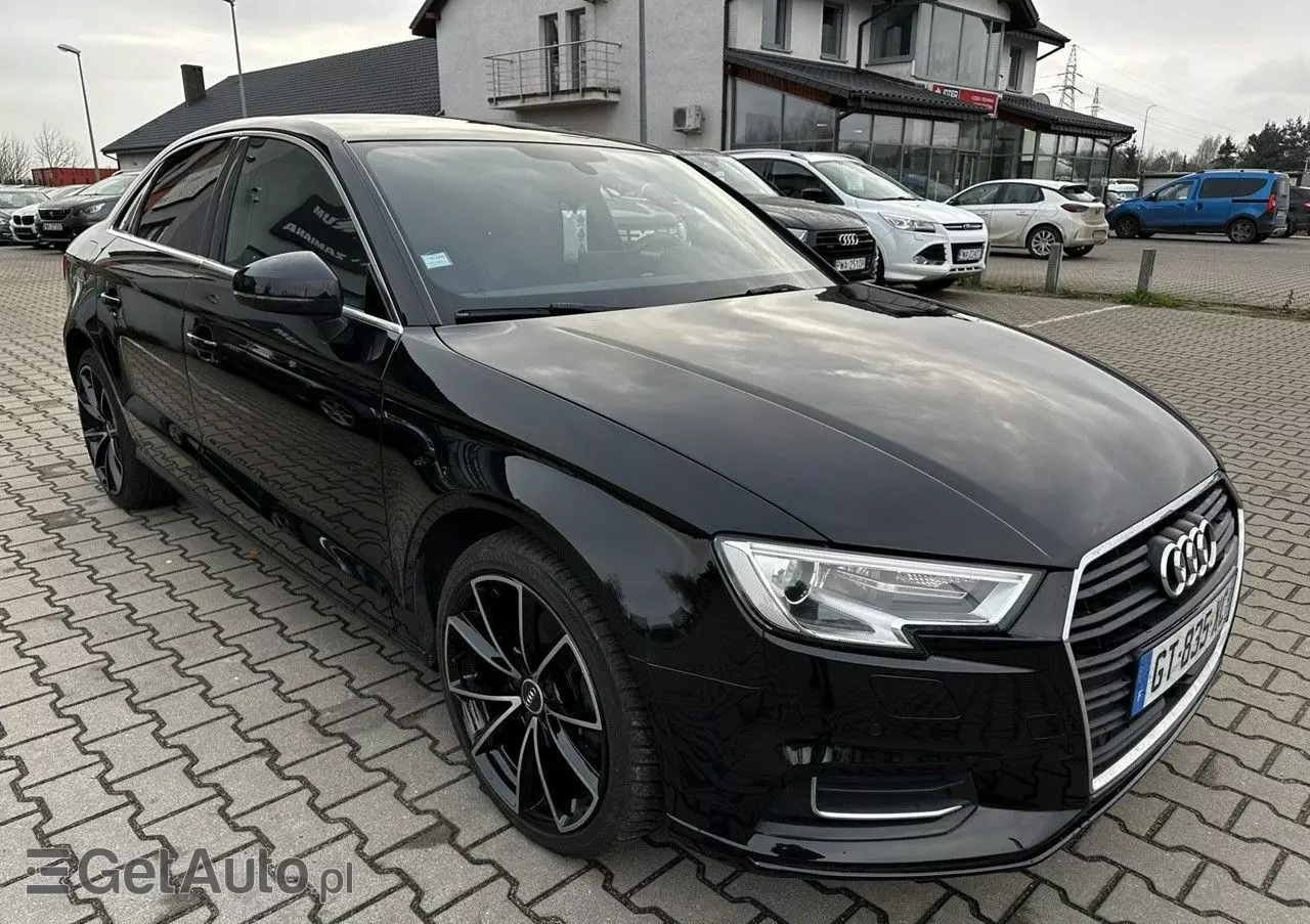 AUDI A3 30 TDI Limousine S tronic