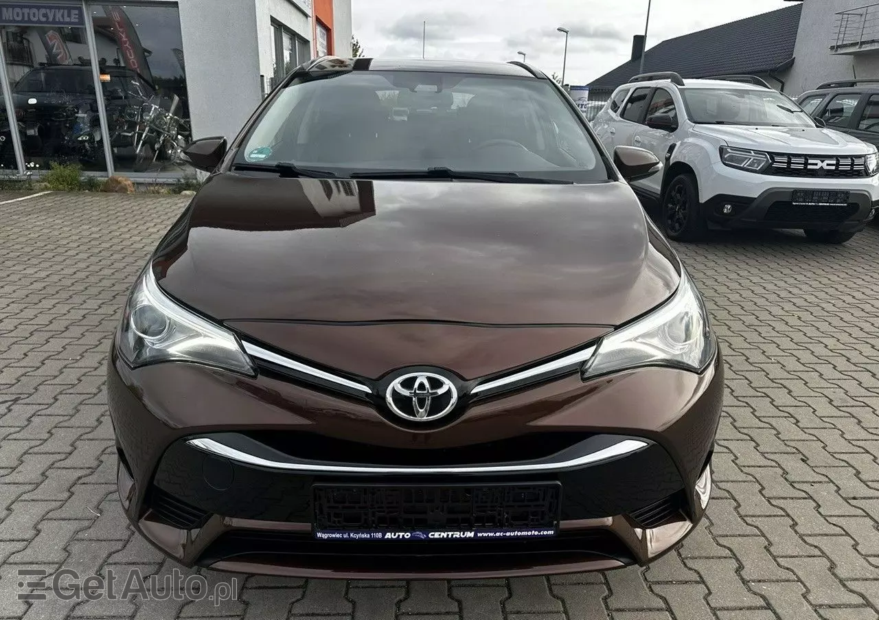 TOYOTA Avensis 2.0 D-4D Premium