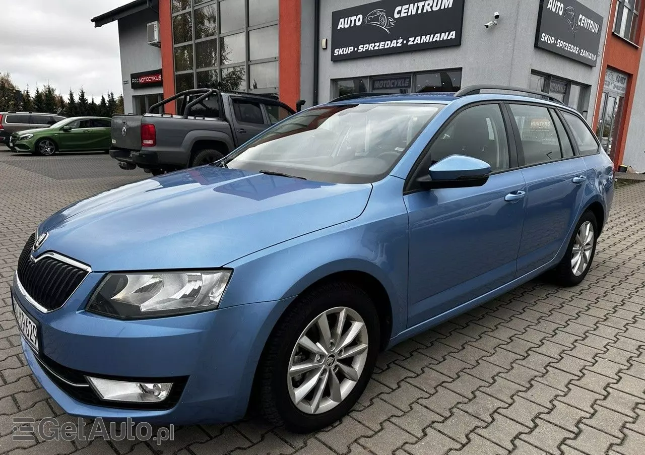 SKODA Octavia 