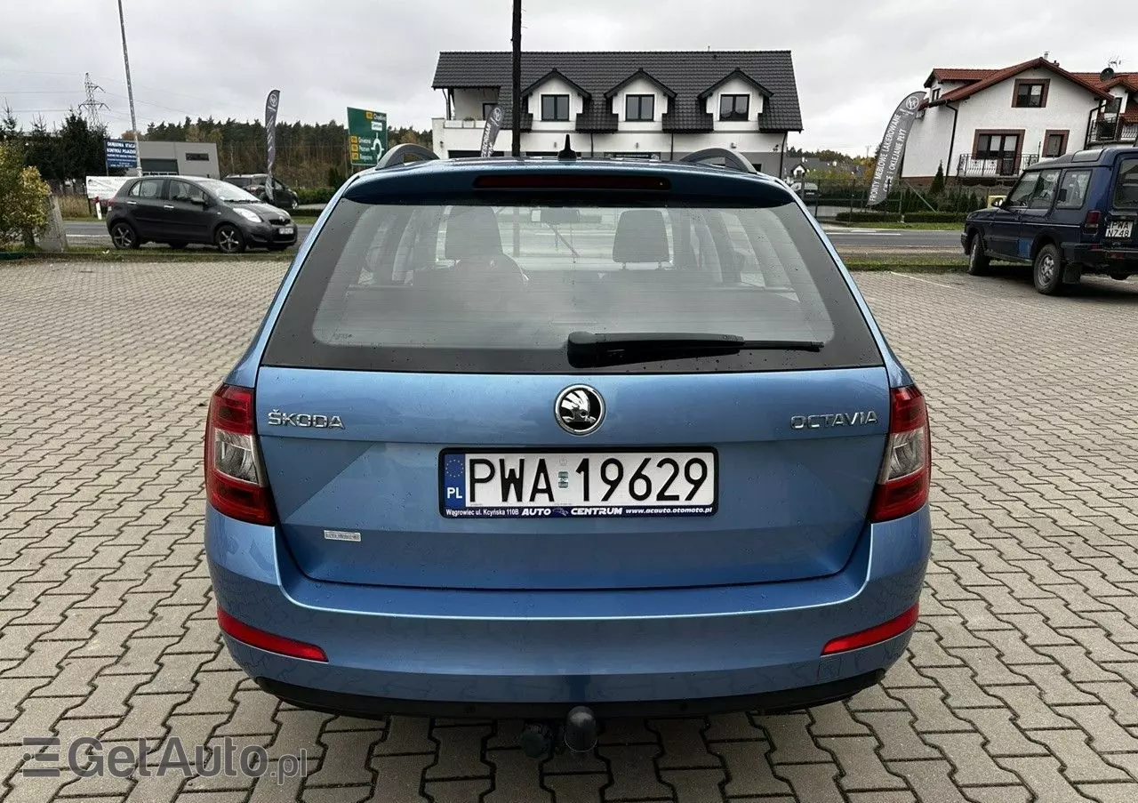 SKODA Octavia 