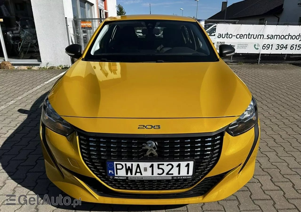 PEUGEOT 208 