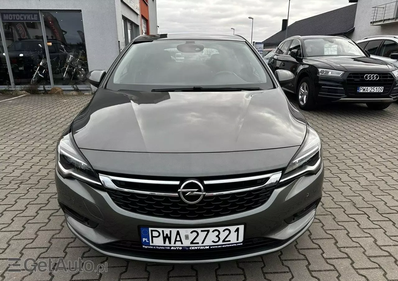 OPEL Astra IV 1.6 CDTI Cosmo