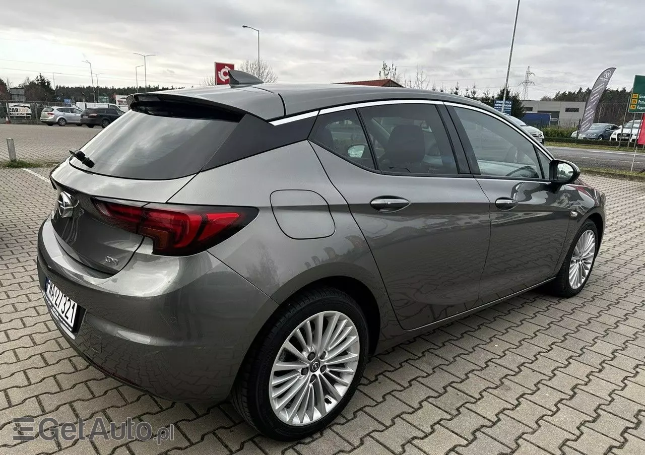 OPEL Astra IV 1.6 CDTI Cosmo